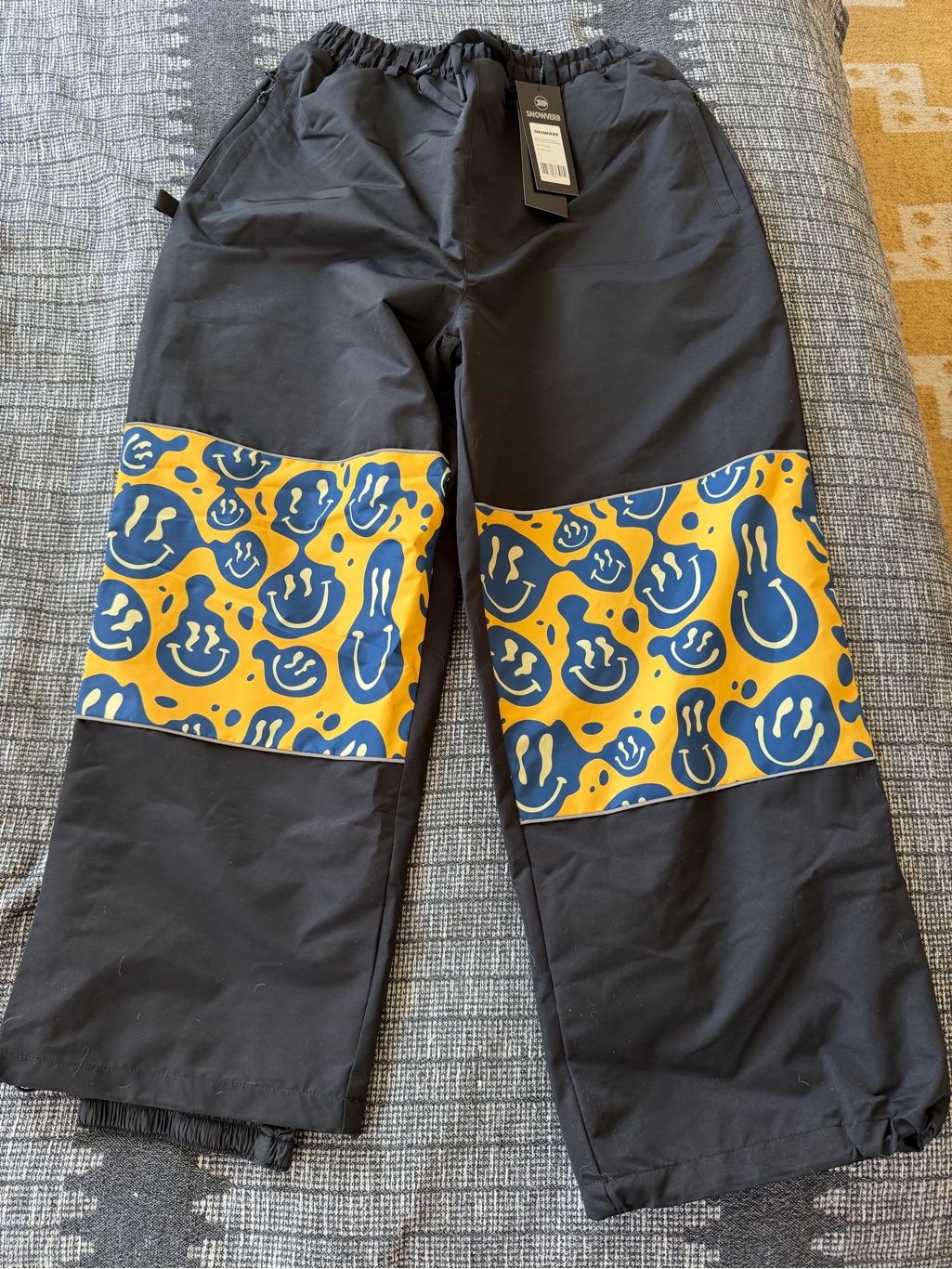 New Reflective Baggy Cargo Snow Ski & Snowboard Pants For Women Men Smiley Face — image 4 of 8